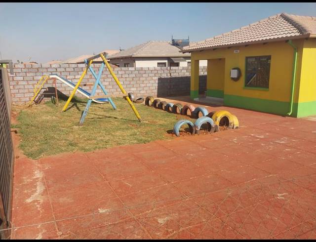 3 BEDROOM HOUSE FOR SALE IN DAWN PARK